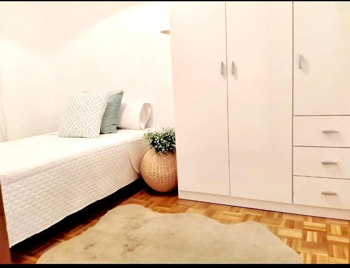 Apartamento Cartella 4 Habitaciones Barselona 0*,  İspanya