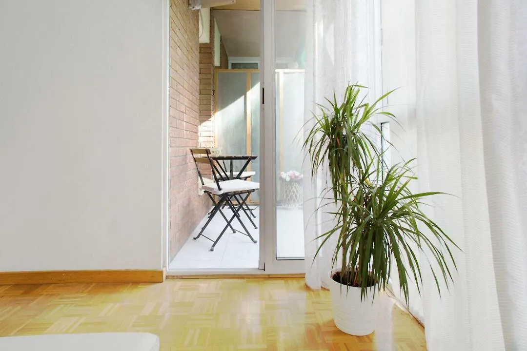 Daire Apartamento Cartella 4 Habitaciones Barselona İspanya