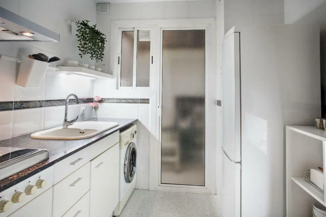 Apartamento Cartella 4 Habitaciones Barselona Daire