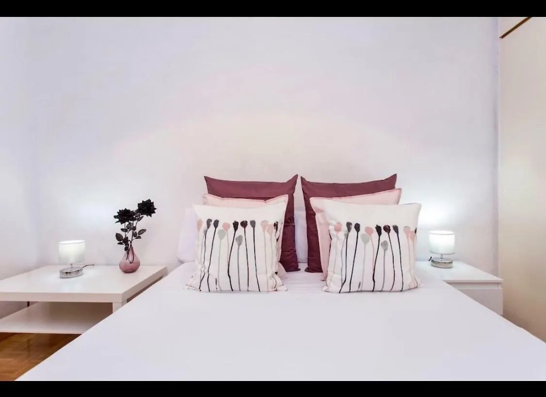 Apartamento Cartella 4 Habitaciones Barselona