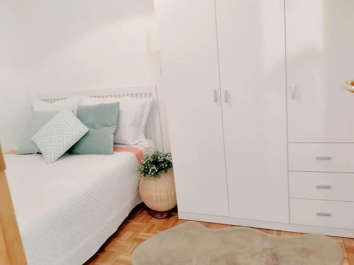 Apartment Apartamento Cartella 4 Habitaciones Barcelona Spanien
