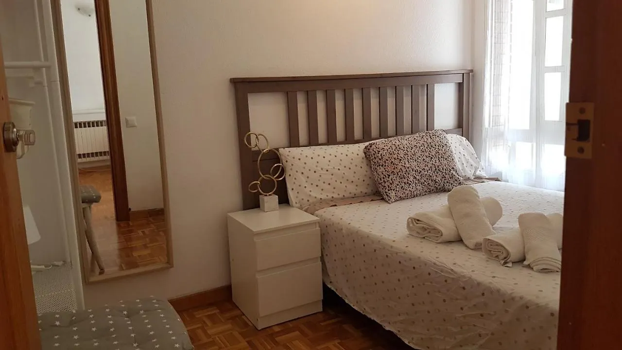 Apartamento Cartella 4 Habitaciones Barcelona
